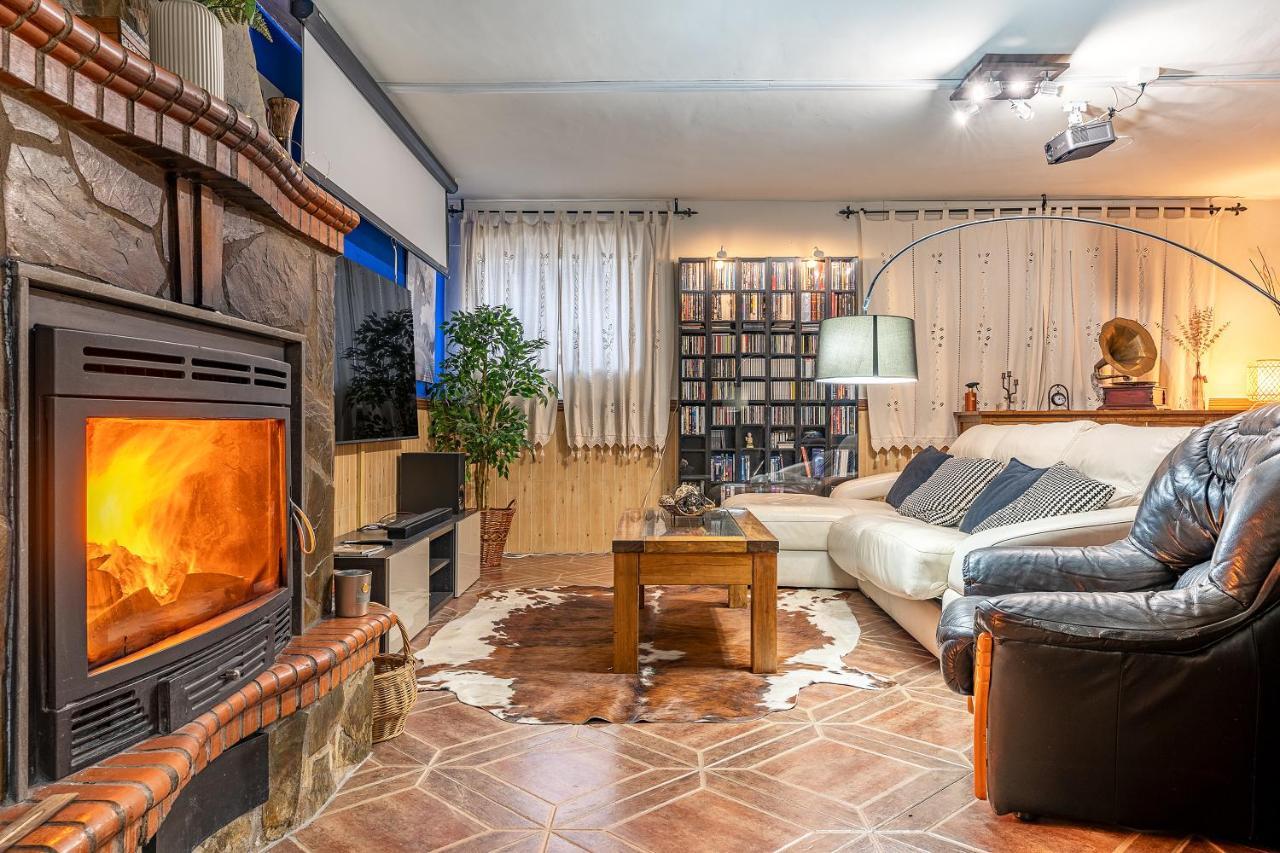 Vila Casa De Amigos La Latina Con Piscina, Chimenea Y Barbacoa Illora Exteriér fotografie